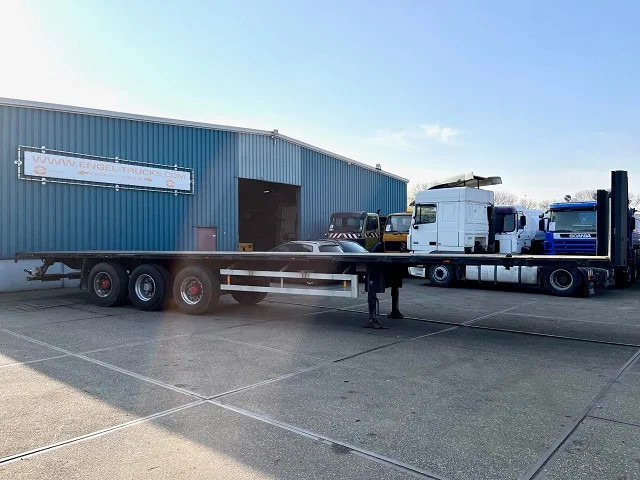 Van Hool 3B1047 13.60M. FLATBED TRAILER WITH 40FT TWISTLOCKS (SAF-AXLES / DISC BRAKES / 40FT TWISTLOCKS) - نصف مقطورة مسطحة: صورة 4 Van Hool 3B1047 13.60M. FLATBED TRAILER WITH 40FT TWISTLOCKS (SAF-AXLES / DISC BRAKES / 40FT TWISTLOCKS) - نصف مقطورة مسطحة: صورة 4