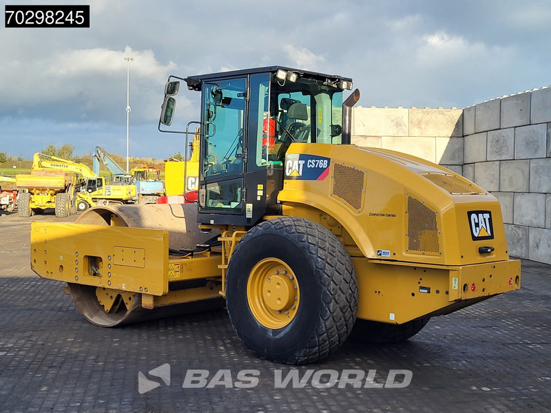 Caterpillar CS76 B A/C - مدحلة: صورة 2 Caterpillar CS76 B A/C - مدحلة: صورة 2