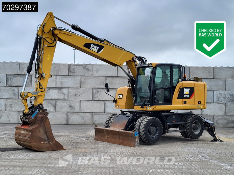 Caterpillar M316 F M316F OUTRIGGERS + BLADE - حفار ذو عجلات: صورة 1 Caterpillar M316 F M316F OUTRIGGERS + BLADE - حفار ذو عجلات: صورة 1