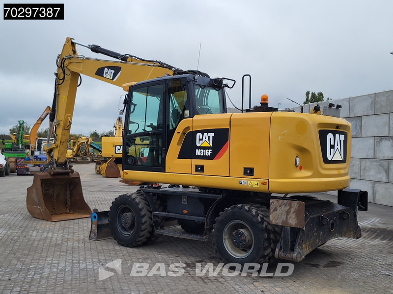 Caterpillar M316 F M316F OUTRIGGERS + BLADE - حفار ذو عجلات: صورة 5 Caterpillar M316 F M316F OUTRIGGERS + BLADE - حفار ذو عجلات: صورة 5