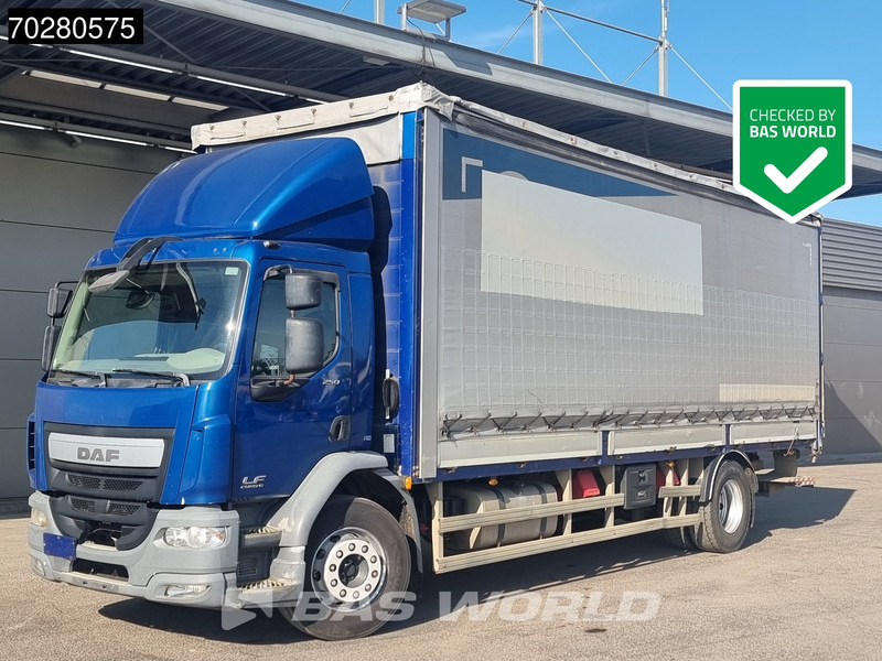 DAF LF 250 4X2 19tonner Automatic Anti Vandalismus Plane Ladebordwand Euro 6 - شاحنة ذات ستائر جانبية: صورة 1 DAF LF 250 4X2 19tonner Automatic Anti Vandalismus Plane Ladebordwand Euro 6 - شاحنة ذات ستائر جانبية: صورة 1