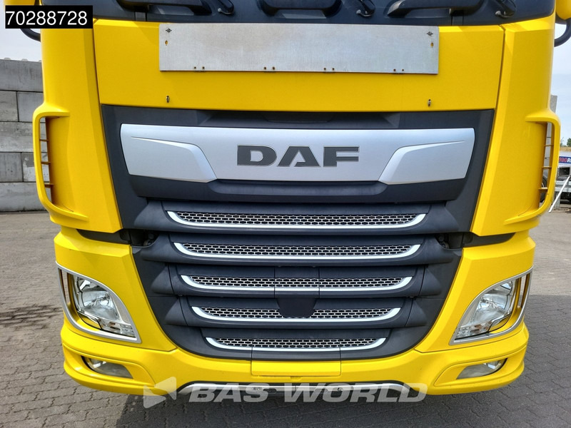 رأس تريلا DAF XF 530 6X2 Retarder Lift+Lenkachse Big-Axle ACC Euro 6: صورة 8 رأس تريلا DAF XF 530 6X2 Retarder Lift+Lenkachse Big-Axle ACC Euro 6: صورة 8