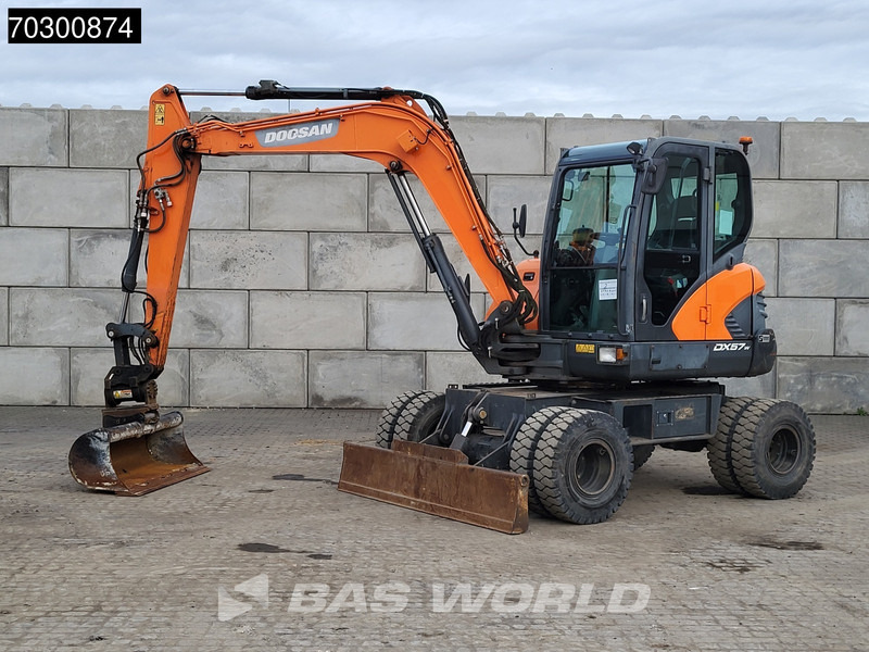 Doosan DX57 W-5 A/C - 3 Buckets - حفار ذو عجلات: صورة 3 Doosan DX57 W-5 A/C - 3 Buckets - حفار ذو عجلات: صورة 3