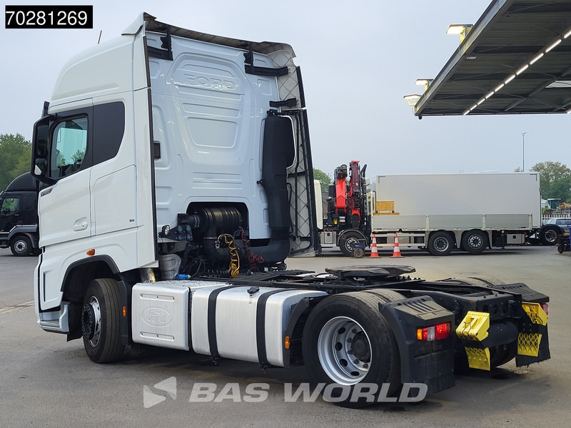 Ford F-Max 500 4X2 2x Tanks ACC Navi Euro 6 - مقطورة السحب: صورة 2 Ford F-Max 500 4X2 2x Tanks ACC Navi Euro 6 - مقطورة السحب: صورة 2