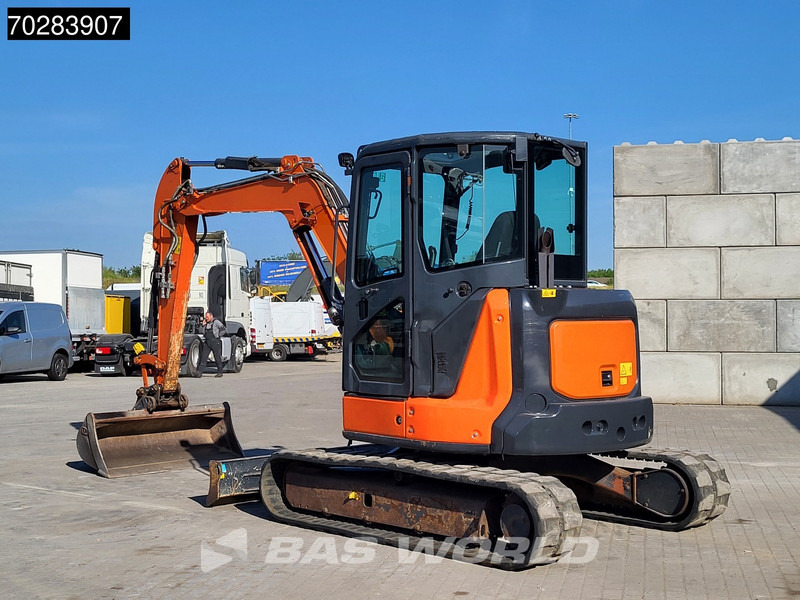 Hitachi ZX55U-6CLR A/C - 3 BUCKETS - حفار صغير: صورة 3 Hitachi ZX55U-6CLR A/C - 3 BUCKETS - حفار صغير: صورة 3