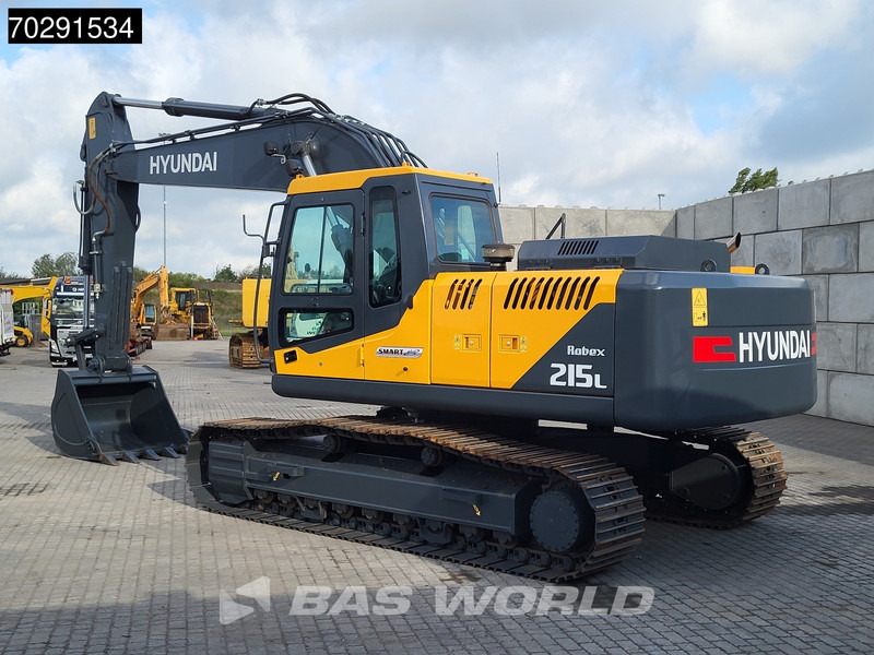Hyundai R215 L - حفار زاحف: صورة 3 Hyundai R215 L - حفار زاحف: صورة 3