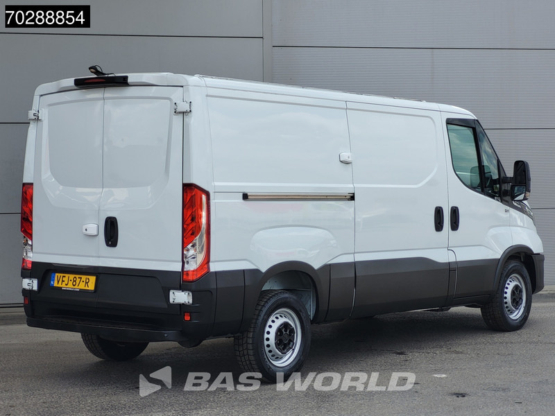 Iveco Daily 35S14 Automaat L2H1 ACC LED 3,5t Trekgewicht Camera Parkeersensoren Euro6 L2 9m3 A/C - فان: صورة 5 Iveco Daily 35S14 Automaat L2H1 ACC LED 3,5t Trekgewicht Camera Parkeersensoren Euro6 L2 9m3 A/C - فان: صورة 5