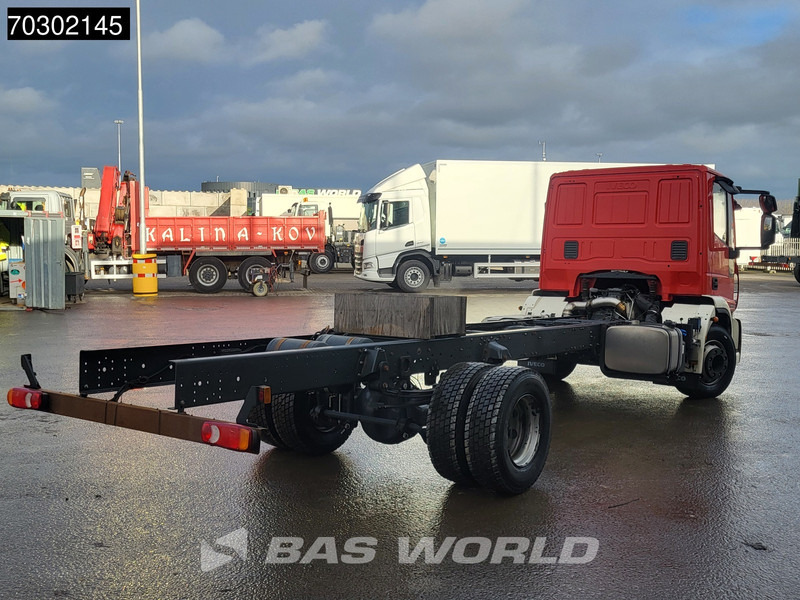 Iveco Eurocargo 160E320 4X2 NEW! 16T chassis 2016 production Euro 6 - شاحنة بهيكل معدني للمقصورة: صورة 5 Iveco Eurocargo 160E320 4X2 NEW! 16T chassis 2016 production Euro 6 - شاحنة بهيكل معدني للمقصورة: صورة 5