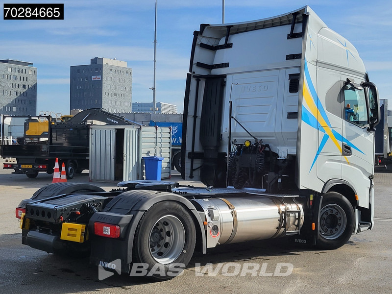 Iveco S-Way 460 4X2 LNG Retarder 2x Tanks Standklima LED ACC Navi - مقطورة السحب: صورة 5 Iveco S-Way 460 4X2 LNG Retarder 2x Tanks Standklima LED ACC Navi - مقطورة السحب: صورة 5