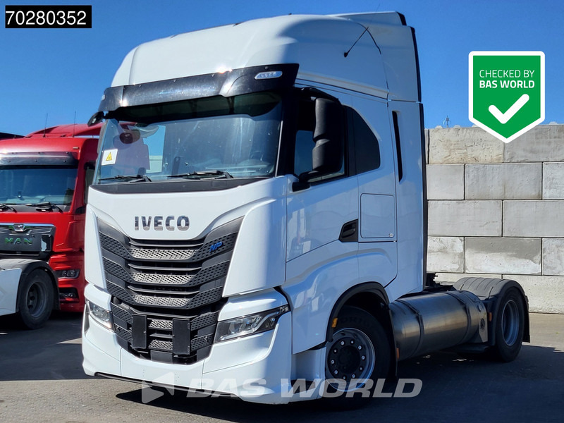 Iveco S-Way 460 4X2 LNG Retarder 2x Tanks Standklima LED Navi - مقطورة السحب: صورة 1 Iveco S-Way 460 4X2 LNG Retarder 2x Tanks Standklima LED Navi - مقطورة السحب: صورة 1