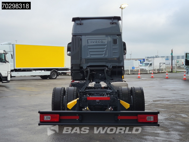 Iveco S-Way 460 4X2 NEW! Chassis FULL AIR ACC LED Euro 6 - شاحنة بهيكل معدني للمقصورة: صورة 3 Iveco S-Way 460 4X2 NEW! Chassis FULL AIR ACC LED Euro 6 - شاحنة بهيكل معدني للمقصورة: صورة 3