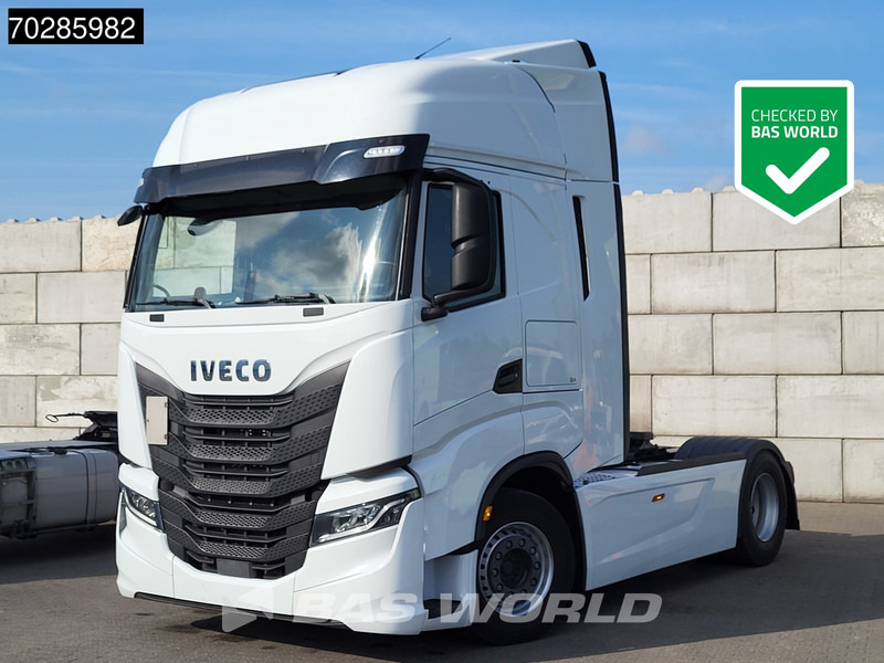 Iveco S-Way 490 4X2 Retarder Standklima 2xTanks Navi ACC LED Euro 6 - مقطورة السحب: صورة 1 Iveco S-Way 490 4X2 Retarder Standklima 2xTanks Navi ACC LED Euro 6 - مقطورة السحب: صورة 1