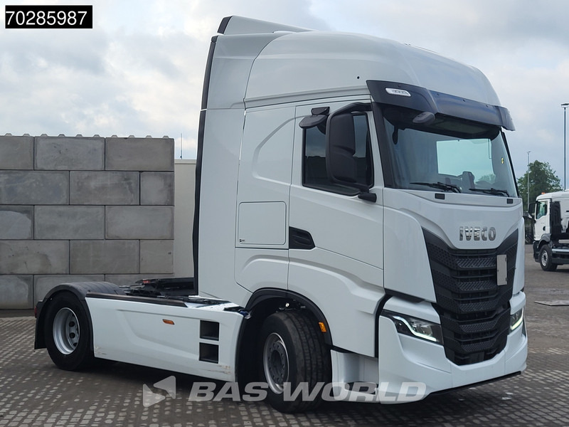 Iveco S-Way 490 4X2 Retarder Standklima 2xTanks Navi - مقطورة السحب: صورة 3 Iveco S-Way 490 4X2 Retarder Standklima 2xTanks Navi - مقطورة السحب: صورة 3