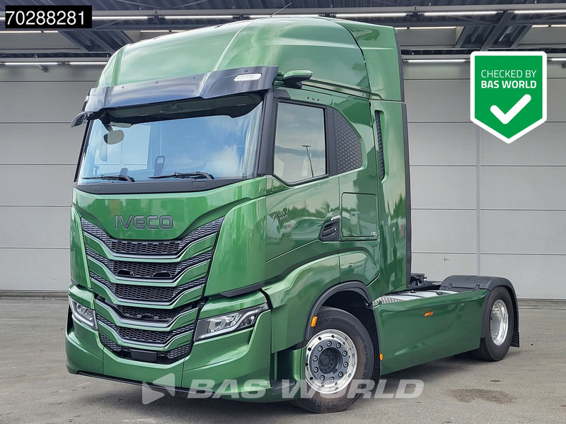 Iveco S-Way 500 4X2 2024! 2x Tanks Standklima Alcoa's ACC Euro 6 - مقطورة السحب: صورة 1 Iveco S-Way 500 4X2 2024! 2x Tanks Standklima Alcoa's ACC Euro 6 - مقطورة السحب: صورة 1