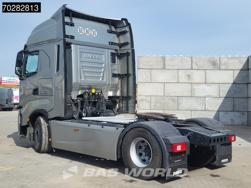 Iveco S-Way 530 4X2 Retarder Standklima LED Navi - مقطورة السحب: صورة 2 Iveco S-Way 530 4X2 Retarder Standklima LED Navi - مقطورة السحب: صورة 2