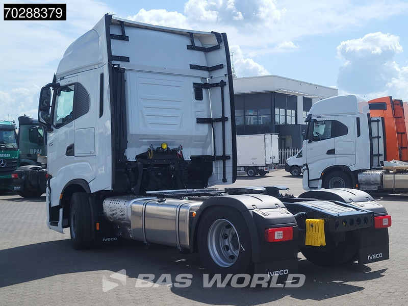 Iveco S-Way 580 4X2 NEW! 2x Tanks Navi ACC Standklima - مقطورة السحب: صورة 2 Iveco S-Way 580 4X2 NEW! 2x Tanks Navi ACC Standklima - مقطورة السحب: صورة 2