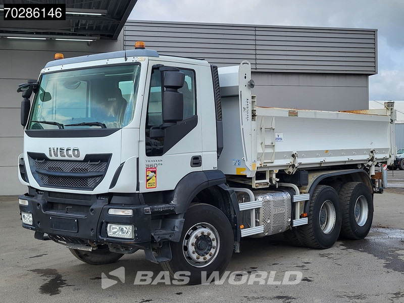 تأجير Iveco Trakker 360 6X4 10m3 2-Sided Tipper Steelsuspension Big-Axle Automatic Euro 6 Iveco Trakker 360 6X4 10m3 2-Sided Tipper Steelsuspension Big-Axle Automatic Euro 6: صورة 9