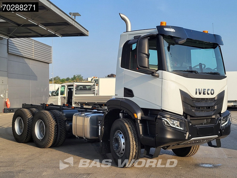 Iveco X-Way 460 6X4 New! Retarder Steelsuspension Big-Axle Navi Euro 6 - شاحنة بهيكل معدني للمقصورة: صورة 3 Iveco X-Way 460 6X4 New! Retarder Steelsuspension Big-Axle Navi Euro 6 - شاحنة بهيكل معدني للمقصورة: صورة 3