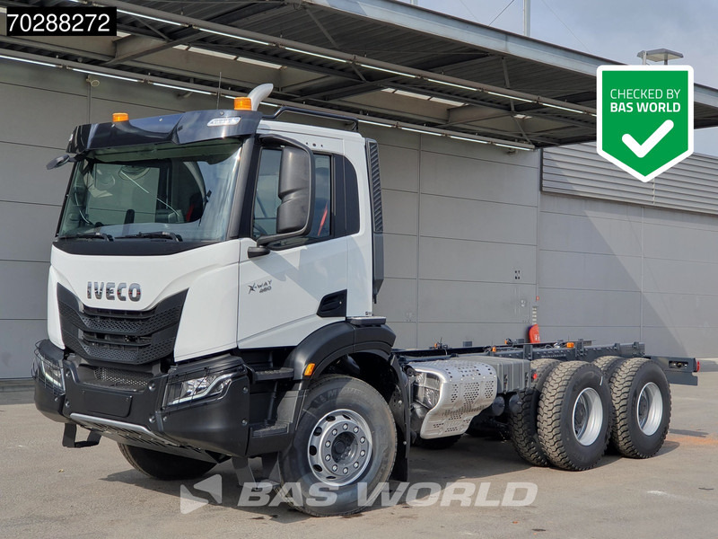 Iveco X-Way 460 6X4 New! Retarder steelsuspension Big-Axle Automatic Navi Euro 6 - شاحنة بهيكل معدني للمقصورة: صورة 1 Iveco X-Way 460 6X4 New! Retarder steelsuspension Big-Axle Automatic Navi Euro 6 - شاحنة بهيكل معدني للمقصورة: صورة 1