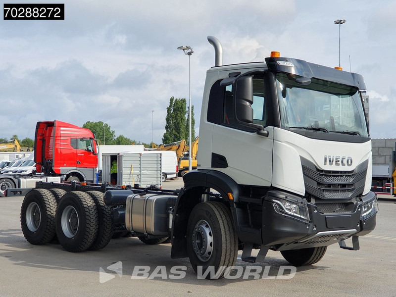 Iveco X-Way 460 6X4 New! Retarder steelsuspension Big-Axle Automatic Navi Euro 6 - شاحنة بهيكل معدني للمقصورة: صورة 3 Iveco X-Way 460 6X4 New! Retarder steelsuspension Big-Axle Automatic Navi Euro 6 - شاحنة بهيكل معدني للمقصورة: صورة 3