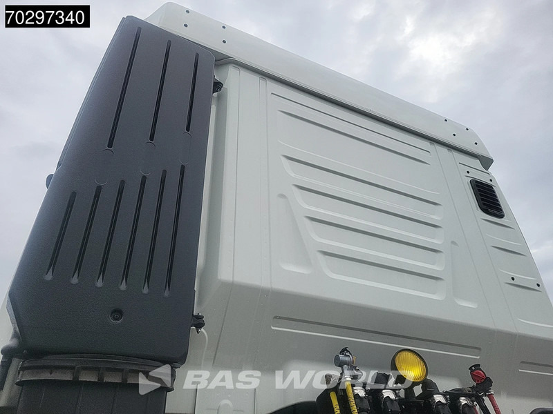 Iveco X-Way 500 4X2 NEW! Retarder Big-Axle Standklima MirrorCam Navi LED ACC Euro 6 - رأس تريلا: صورة 5 Iveco X-Way 500 4X2 NEW! Retarder Big-Axle Standklima MirrorCam Navi LED ACC Euro 6 - رأس تريلا: صورة 5