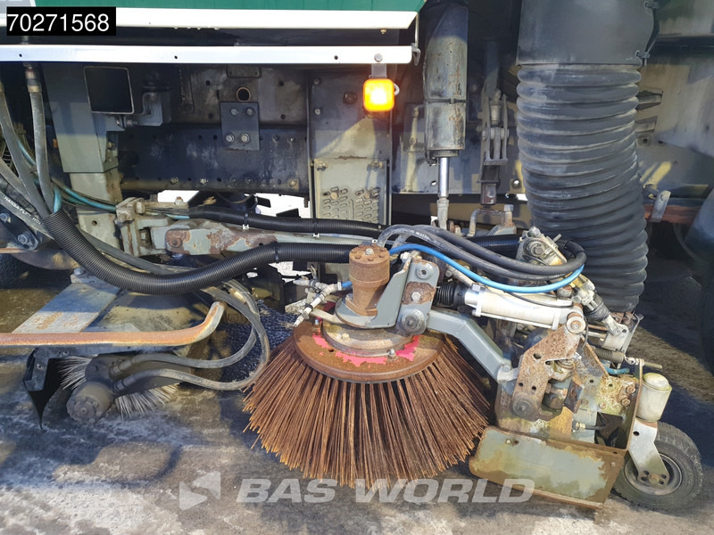 سياره كنس شوارع MAN LE 15.250 4X2 Eurovoirie Sweeper Manual Steelsuspension Euro 3: صورة 7