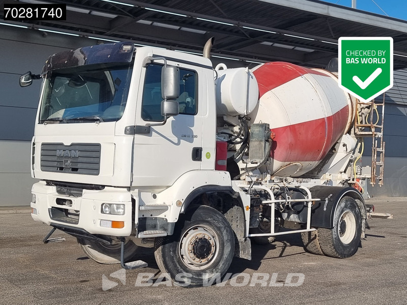 MAN TGM 18.330 4X4 4x4 Manual Big-Axle Schwing stetter Mixer Euro 4 - شاحنة خلاطة خرسانة: صورة 1 MAN TGM 18.330 4X4 4x4 Manual Big-Axle Schwing stetter Mixer Euro 4 - شاحنة خلاطة خرسانة: صورة 1