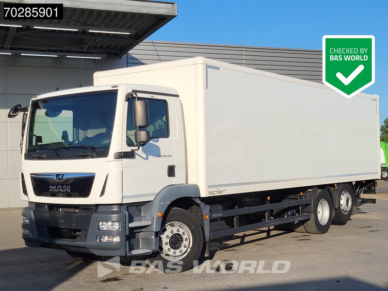 MAN TGM 26.320 6X2 26tonner Automatic Ladebordwand Liftachse Navi Euro 6 - شاحنة صندوقية: صورة 1 MAN TGM 26.320 6X2 26tonner Automatic Ladebordwand Liftachse Navi Euro 6 - شاحنة صندوقية: صورة 1