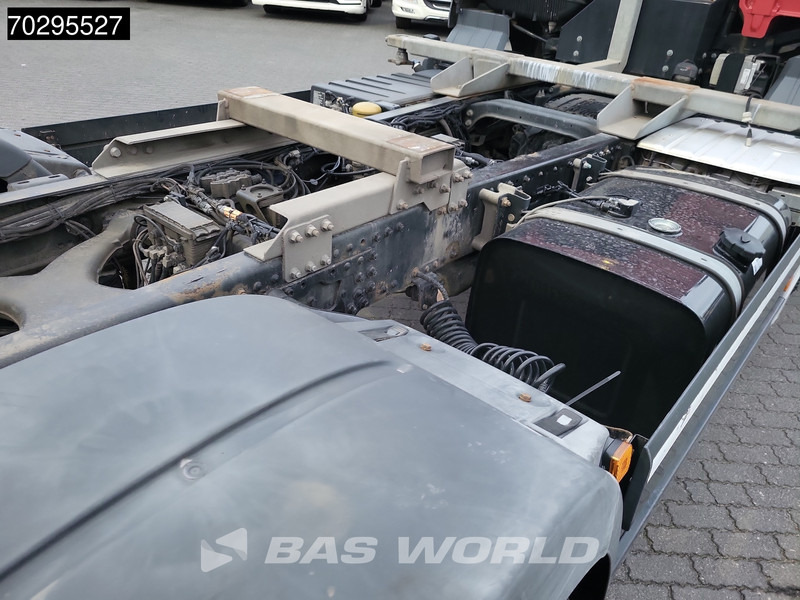 ناقلة حاويات/ شاحنة حاويات MAN TGS 26.320 TGS 6X2 ADR BDF Lift + Steering Axle Euro 6: صورة 16 ناقلة حاويات/ شاحنة حاويات MAN TGS 26.320 TGS 6X2 ADR BDF Lift + Steering Axle Euro 6: صورة 16