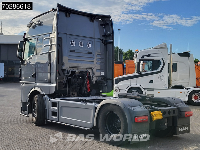 MAN TGX 18.520 4X2 Individual Lion S! GX Retarder Full-Air 2x Tanks Navi LED ACC Euro 6 - مقطورة السحب: صورة 2 MAN TGX 18.520 4X2 Individual Lion S! GX Retarder Full-Air 2x Tanks Navi LED ACC Euro 6 - مقطورة السحب: صورة 2