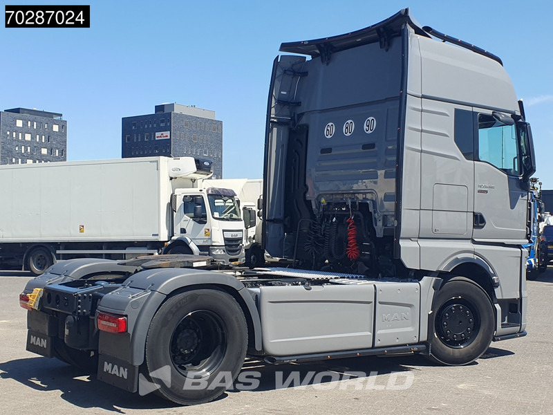 MAN TGX 18.520 4X2 Individual Lion S! GX Retarder Full-Air 2x Tanks Navi LED ACC Euro 6 - مقطورة السحب: صورة 5 MAN TGX 18.520 4X2 Individual Lion S! GX Retarder Full-Air 2x Tanks Navi LED ACC Euro 6 - مقطورة السحب: صورة 5