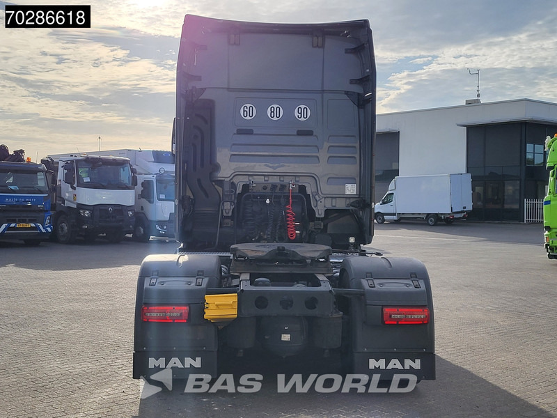 MAN TGX 18.520 4X2 Individual Lion S! GX Retarder Full-Air 2x Tanks Navi LED ACC Euro 6 - مقطورة السحب: صورة 5 MAN TGX 18.520 4X2 Individual Lion S! GX Retarder Full-Air 2x Tanks Navi LED ACC Euro 6 - مقطورة السحب: صورة 5