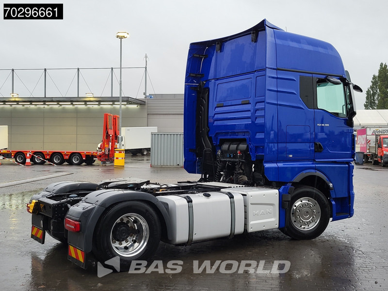 MAN TGX 18.580 4X2 Good Tyres! Retarder 2xTanks DynamicSteering Standairco Alcoa's Navi ACC LED Euro 6 - رأس تريلا: صورة 5 MAN TGX 18.580 4X2 Good Tyres! Retarder 2xTanks DynamicSteering Standairco Alcoa's Navi ACC LED Euro 6 - رأس تريلا: صورة 5