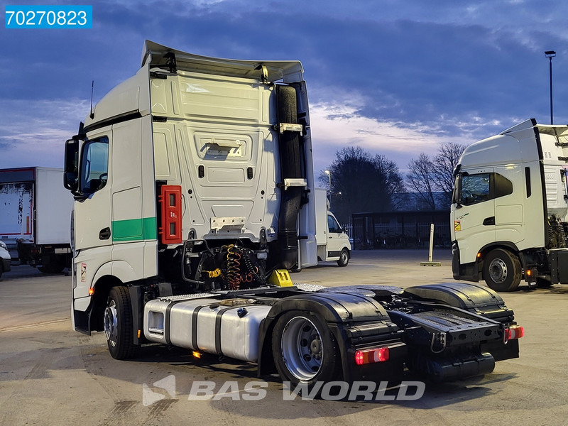Mercedes-Benz Actros 1842 4X2 Mega StreamSpace - مقطورة السحب: صورة 2 Mercedes-Benz Actros 1842 4X2 Mega StreamSpace - مقطورة السحب: صورة 2
