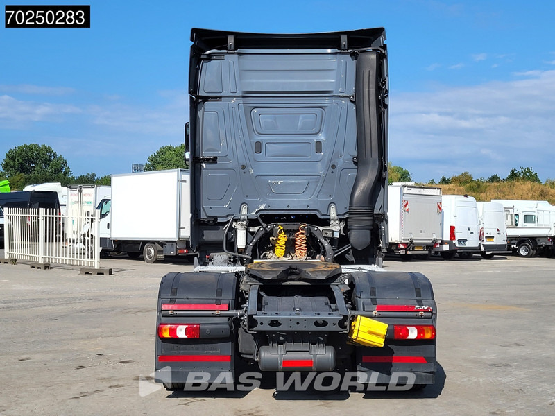 Mercedes-Benz Actros 1845 4X2 StreamSpace 2x Tanks - مقطورة السحب: صورة 3 Mercedes-Benz Actros 1845 4X2 StreamSpace 2x Tanks - مقطورة السحب: صورة 3