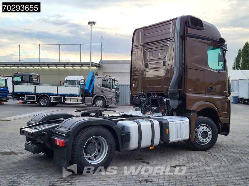 Mercedes-Benz Actros 1848 4X2 BigSpace Retarder 2x Tanks ACC Standklima MirrorCam Euro 6 - رأس تريلا: صورة 5 Mercedes-Benz Actros 1848 4X2 BigSpace Retarder 2x Tanks ACC Standklima MirrorCam Euro 6 - رأس تريلا: صورة 5