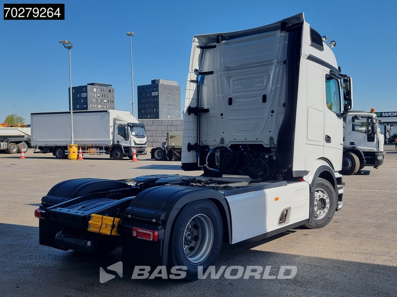 Mercedes-Benz Actros 1848 Actros 4X2 NEW! ProCabin-Big 2x Tanks Standklima Navi SmartTacho2 - مقطورة السحب: صورة 5 Mercedes-Benz Actros 1848 Actros 4X2 NEW! ProCabin-Big 2x Tanks Standklima Navi SmartTacho2 - مقطورة السحب: صورة 5