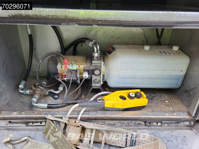 شاحنات مسطحة Mercedes-Benz Actros 2543 Actros 6X2 NL-Truck Machine transporter oprijwagen Retarder Lift-Axle ACC Euro 6: صورة 18 شاحنات مسطحة Mercedes-Benz Actros 2543 Actros 6X2 NL-Truck Machine transporter oprijwagen Retarder Lift-Axle ACC Euro 6: صورة 18