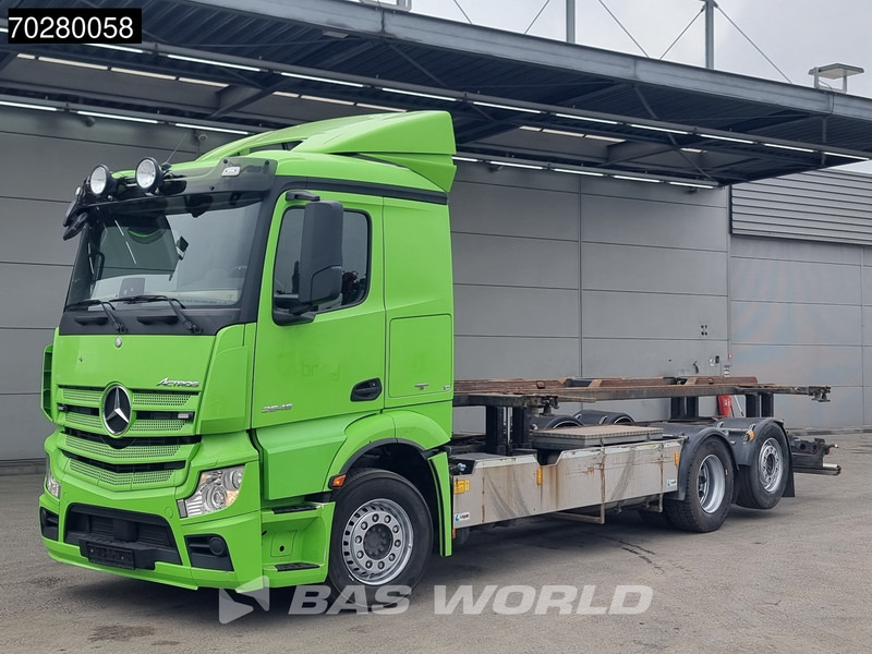 Mercedes-Benz Actros 2545 6X2 Hydraulic Liftable BDF system Lift+steering axle ADR Euro 6 - ناقلة حاويات/ شاحنة حاويات: صورة 5 Mercedes-Benz Actros 2545 6X2 Hydraulic Liftable BDF system Lift+steering axle ADR Euro 6 - ناقلة حاويات/ شاحنة حاويات: صورة 5