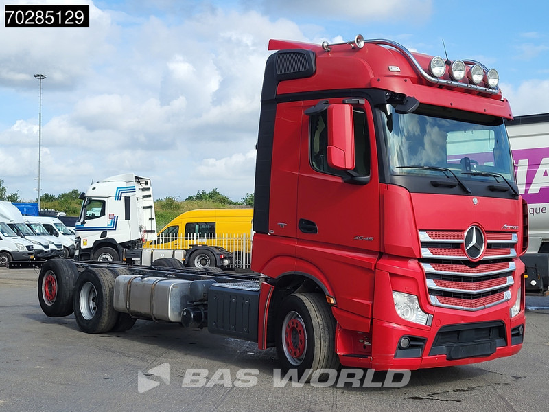 Mercedes-Benz Actros 2548 Actros 6X2 BigSpace Retarder PTO Liftachse Xenon ACC Navi Euro 6 - شاحنة بهيكل معدني للمقصورة: صورة 3 Mercedes-Benz Actros 2548 Actros 6X2 BigSpace Retarder PTO Liftachse Xenon ACC Navi Euro 6 - شاحنة بهيكل معدني للمقصورة: صورة 3