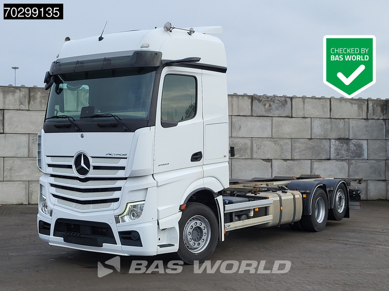 Mercedes-Benz Actros 2553 Actros 6X2 Full Air Retarder Lift Axle Euro 6 - ناقلة حاويات/ شاحنة حاويات: صورة 1 Mercedes-Benz Actros 2553 Actros 6X2 Full Air Retarder Lift Axle Euro 6 - ناقلة حاويات/ شاحنة حاويات: صورة 1
