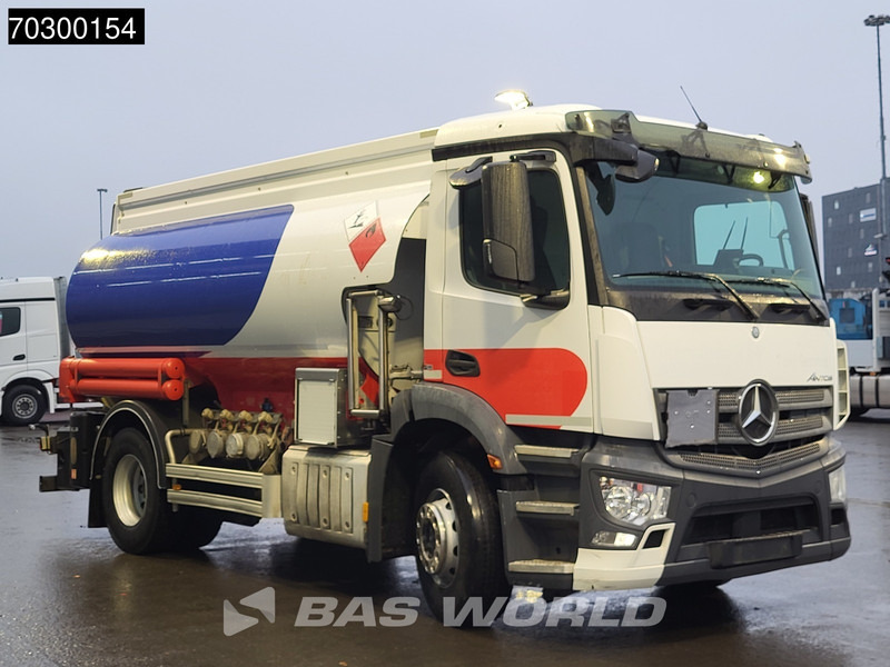 Mercedes-Benz Antos 1824 4X2 13500ltr Fuel tanker 4 comparments ADR Automatic Euro 6 - شاحنة صهريج: صورة 3 Mercedes-Benz Antos 1824 4X2 13500ltr Fuel tanker 4 comparments ADR Automatic Euro 6 - شاحنة صهريج: صورة 3