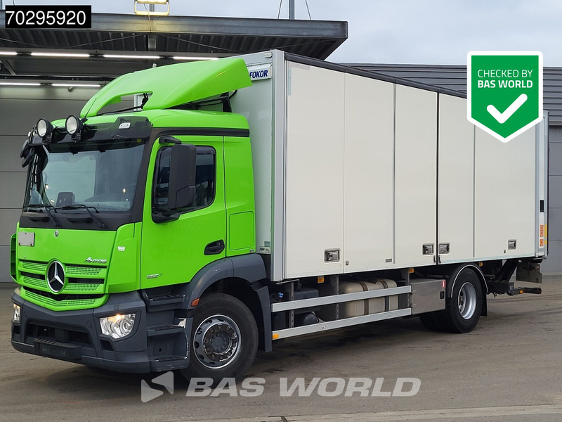 Mercedes-Benz Antos 1827 4X2 2000kg Ladebordwand Automatic Xenon Euro 6 - شاحنة صندوقية: صورة 1 Mercedes-Benz Antos 1827 4X2 2000kg Ladebordwand Automatic Xenon Euro 6 - شاحنة صندوقية: صورة 1