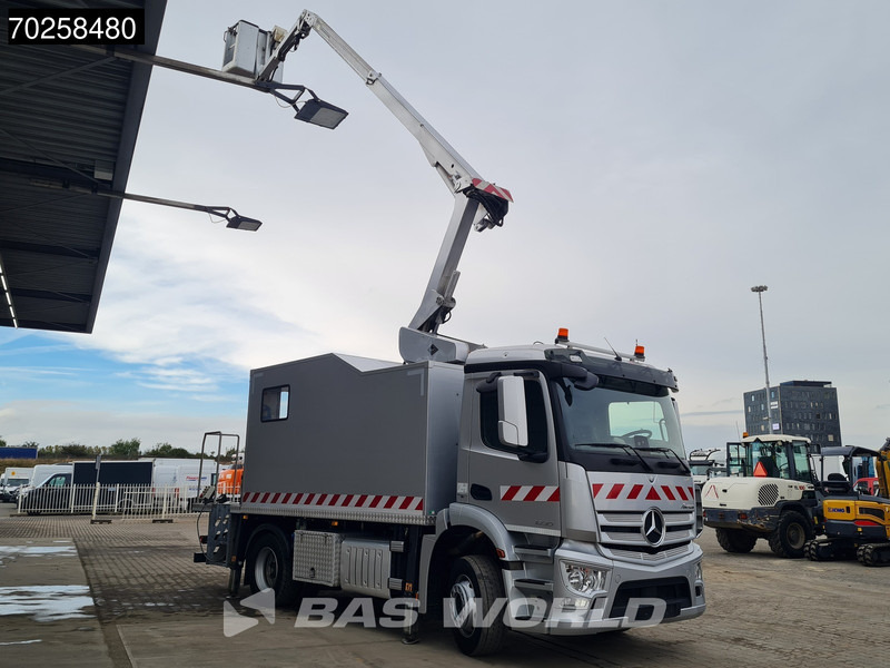 Mercedes-Benz Antos 1830 4X2 Hubarbeitsbühne 14.70m Time France VST 248 NF Navi Euro 6 - شاحنة كرين: صورة 5 Mercedes-Benz Antos 1830 4X2 Hubarbeitsbühne 14.70m Time France VST 248 NF Navi Euro 6 - شاحنة كرين: صورة 5