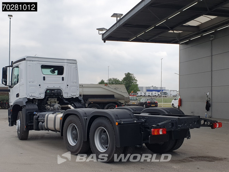 Mercedes-Benz Arocs 2636 6X4 NEW chassis Flange PTO Big-Axle Steelsuspension Euro 6 - شاحنة بهيكل معدني للمقصورة: صورة 2 Mercedes-Benz Arocs 2636 6X4 NEW chassis Flange PTO Big-Axle Steelsuspension Euro 6 - شاحنة بهيكل معدني للمقصورة: صورة 2