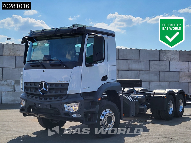 Mercedes-Benz Arocs 2640 6X4 NEW chassis Steel suspension Big-Axle Alcoa Automatic Euro 6 - شاحنة بهيكل معدني للمقصورة: صورة 1 Mercedes-Benz Arocs 2640 6X4 NEW chassis Steel suspension Big-Axle Alcoa Automatic Euro 6 - شاحنة بهيكل معدني للمقصورة: صورة 1