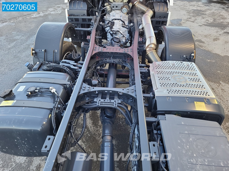 تأجير Mercedes-Benz Arocs 4843 8X4 NEW chassis RHD! Steel suspension Automatic Euro 6 Mercedes-Benz Arocs 4843 8X4 NEW chassis RHD! Steel suspension Automatic Euro 6: صورة 8