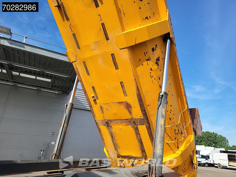 Renault Kerax 420 6X4 Retarder Kipper Full Steel Big Axle Euro 3 - شاحنة قلاب: صورة 5 Renault Kerax 420 6X4 Retarder Kipper Full Steel Big Axle Euro 3 - شاحنة قلاب: صورة 5
