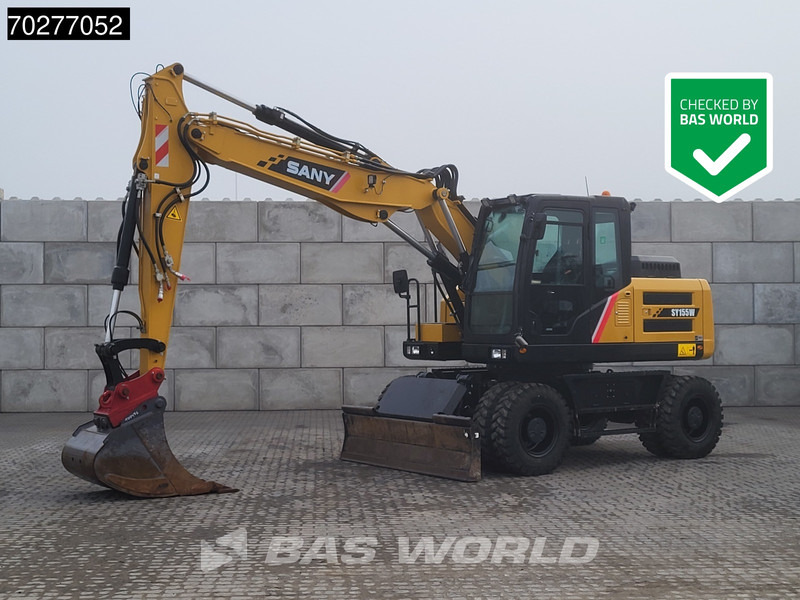 Sany SY155 W - حفار ذو عجلات: صورة 1 Sany SY155 W - حفار ذو عجلات: صورة 1