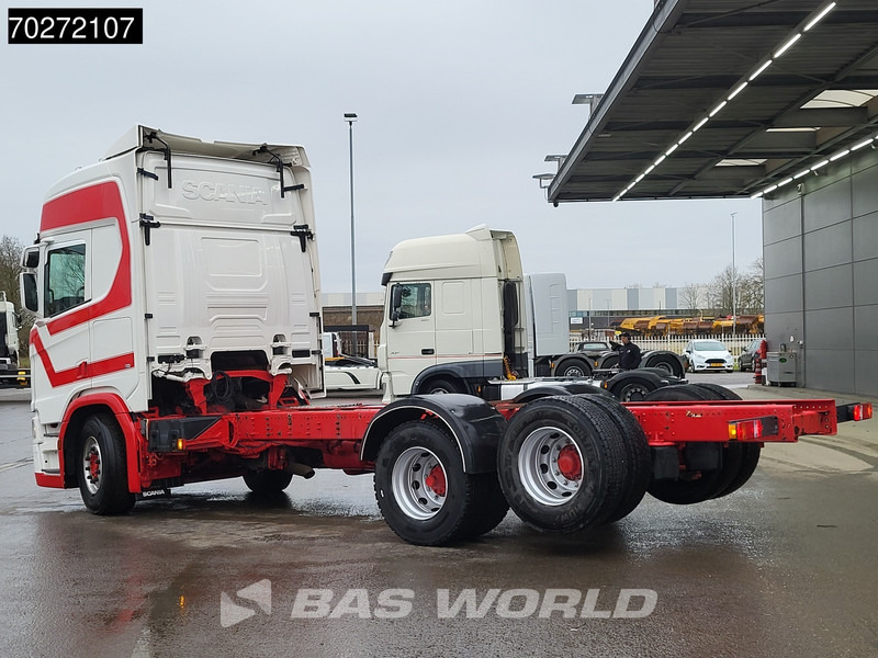 Scania R500 6X2 Chassis Retarder ACC Navi Liftachse Automatic Euro 6 - شاحنة بهيكل معدني للمقصورة: صورة 2 Scania R500 6X2 Chassis Retarder ACC Navi Liftachse Automatic Euro 6 - شاحنة بهيكل معدني للمقصورة: صورة 2